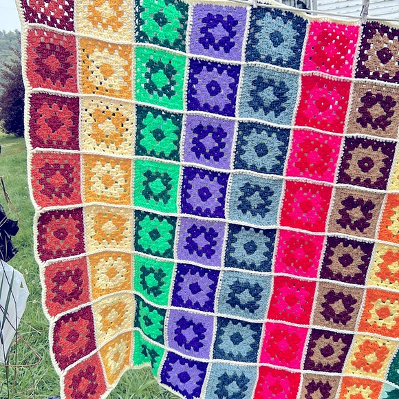 Handmade Vintage Granny Square Afghan Blanket Throw MCM Cottage Boho Festival - Picture 13 of 13